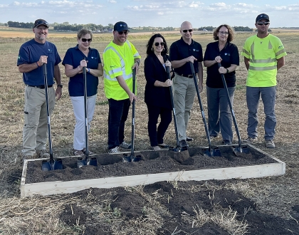 Solar project groundbreaking in Waverly, Iowa